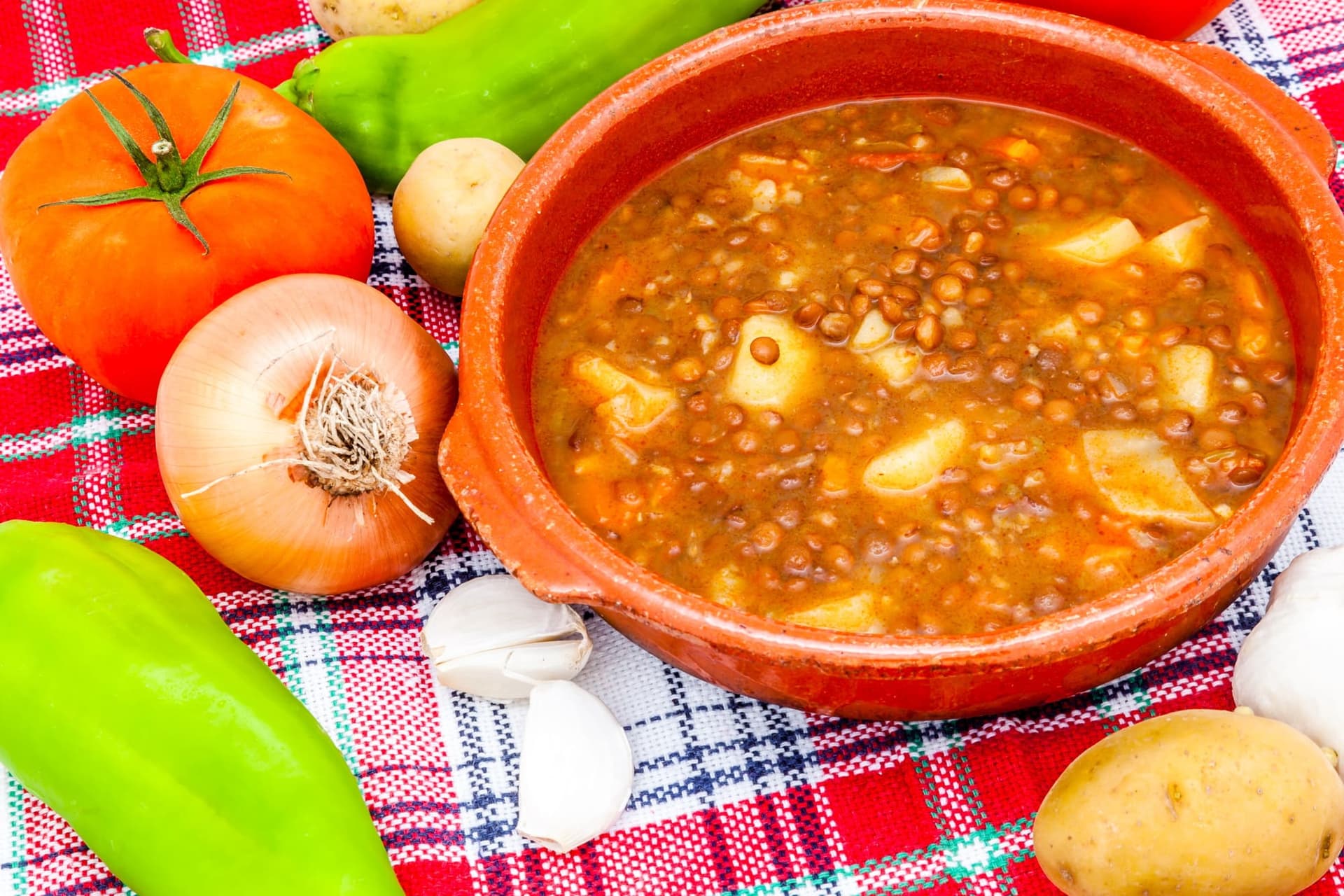 Soupe de lentilles corail épicée