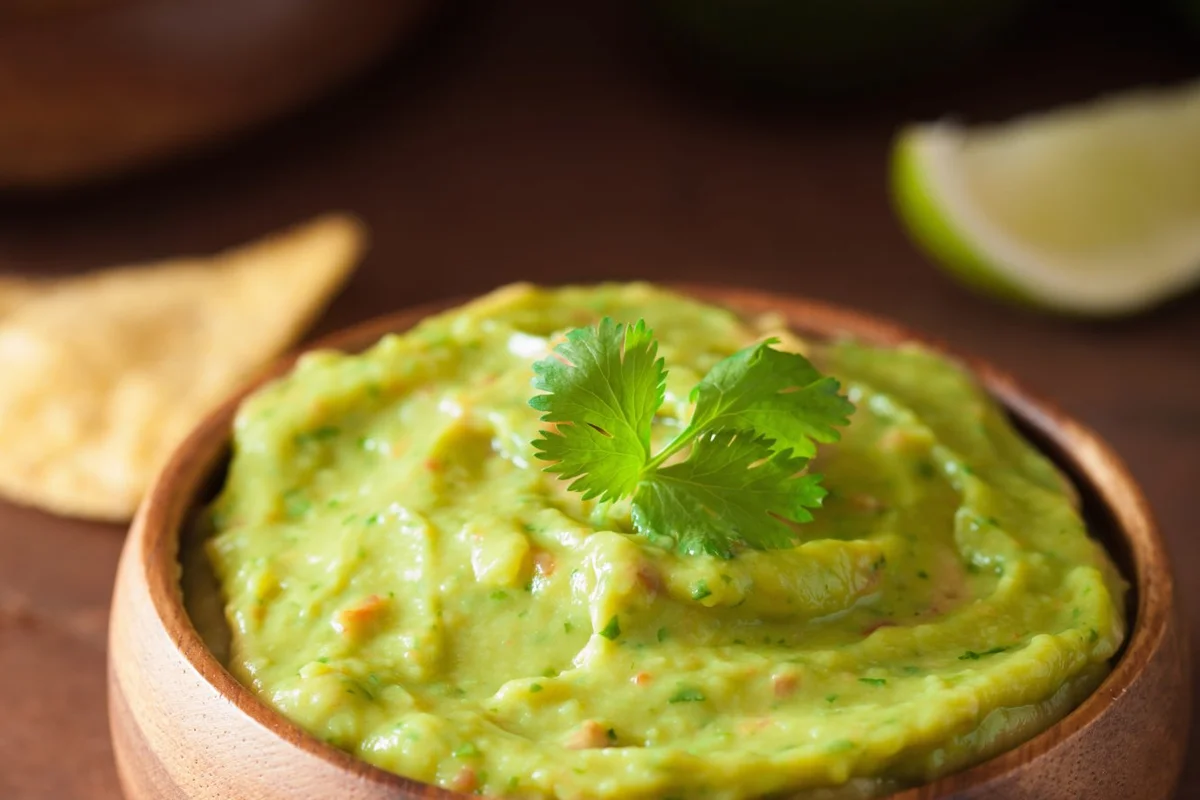 Guacamole maison parfait et rafraîchissant