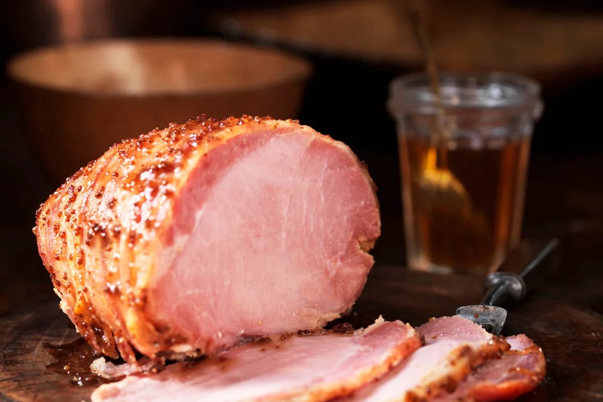 Jambon à l'érable laqué, saveur cabane à sucre