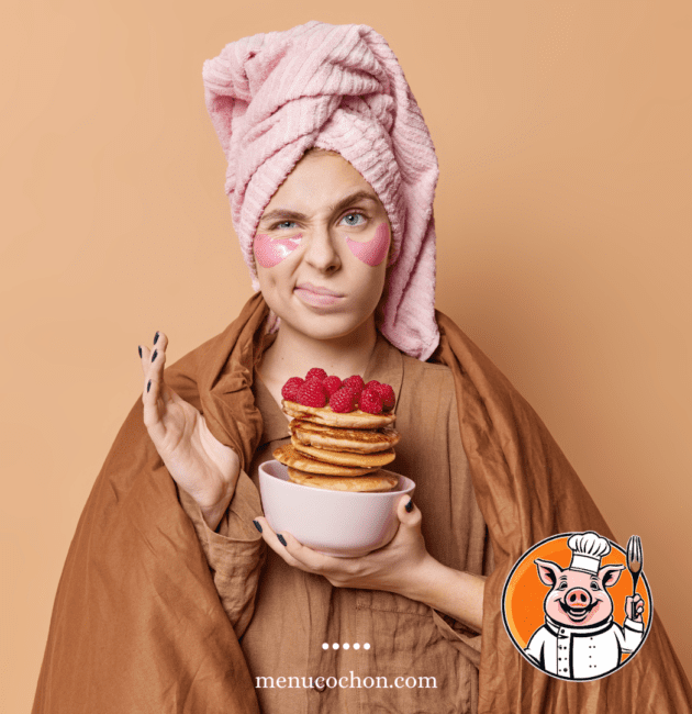 Woman with mask and pancakes, logo menucochon.com.