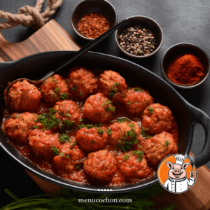 Spicy meatballs in tomato sauce.